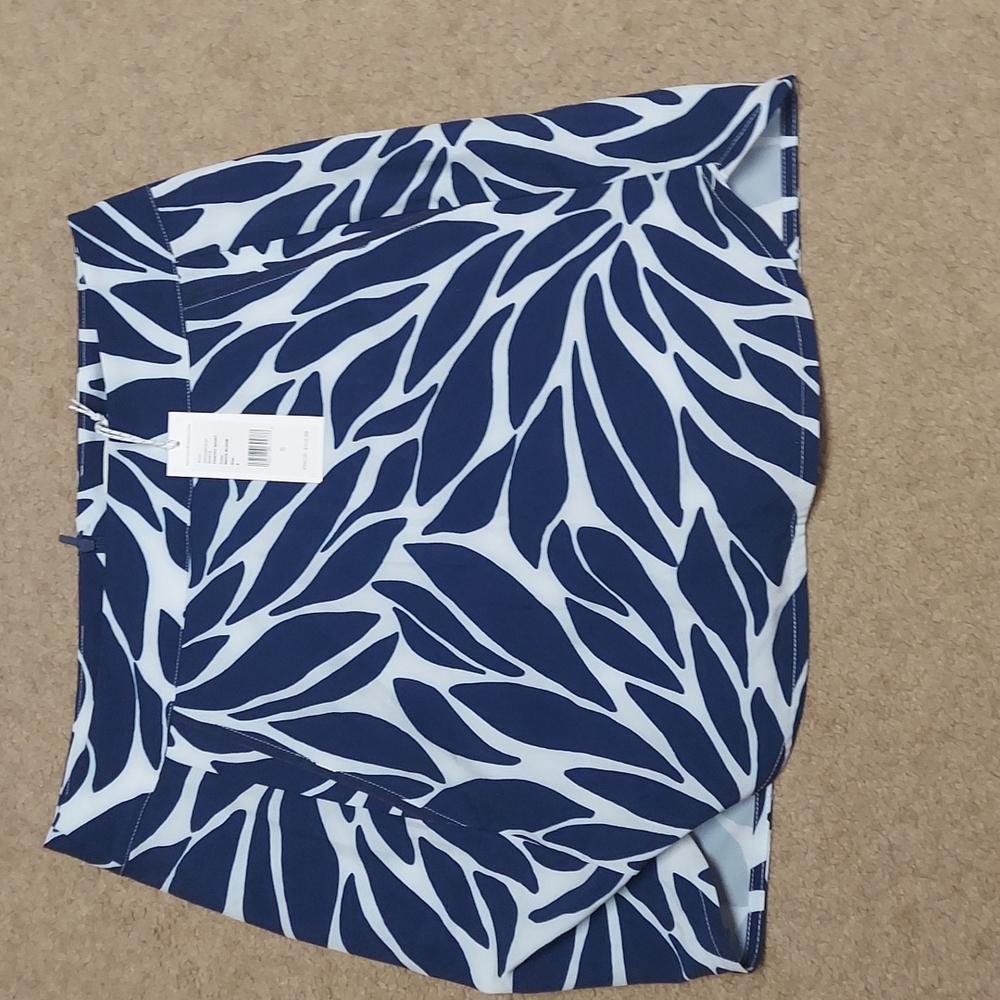 NWT VINEYARD VINES WOMEN'S SKORT